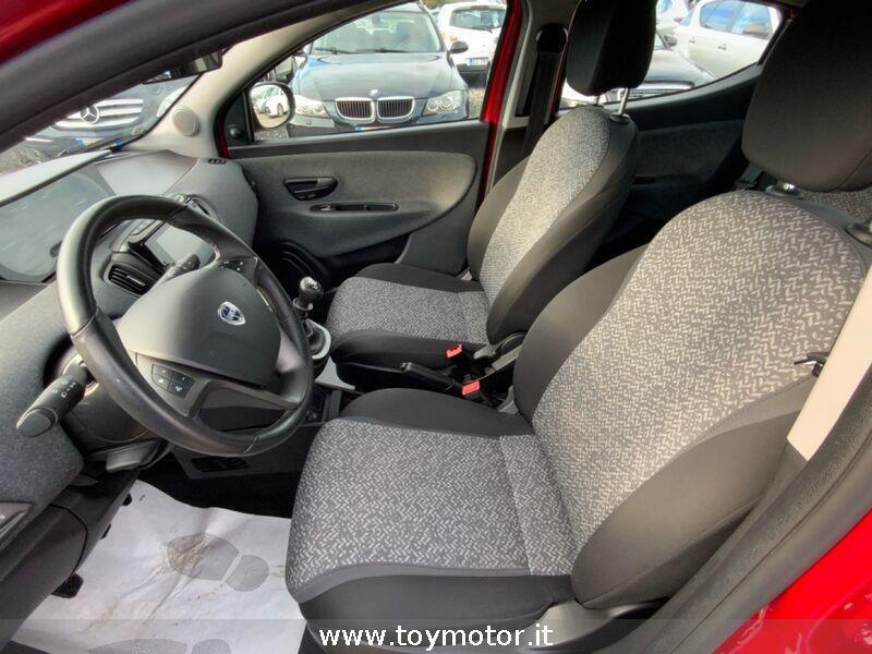 Lancia Ypsilon 3ª serie 1.0 FireFly 5 porte S&S Hybrid Silver