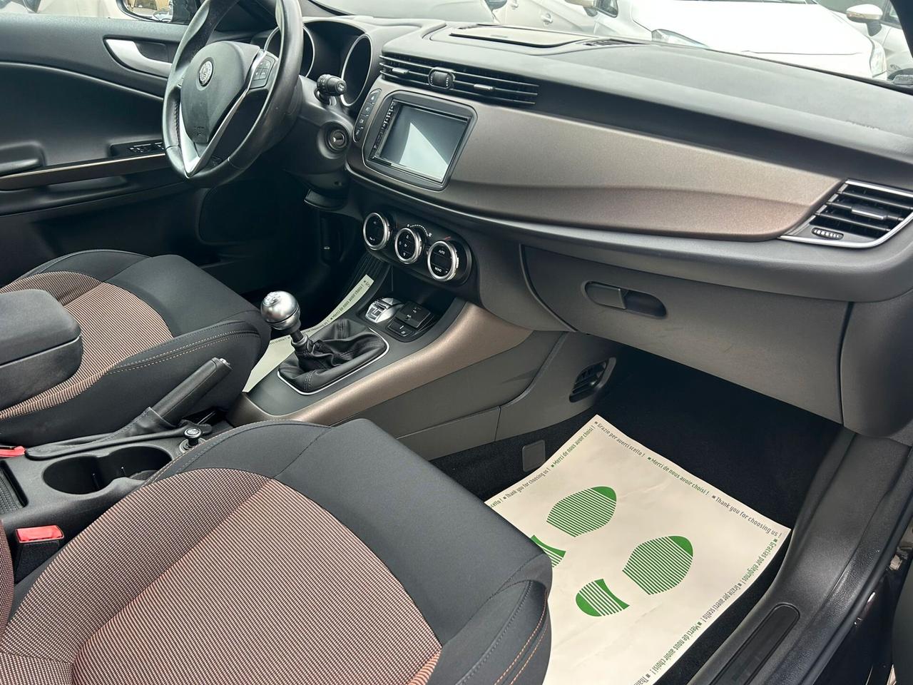 Alfa Giulietta 1.6 MJ DISTINCTIVE Km129.000-2014