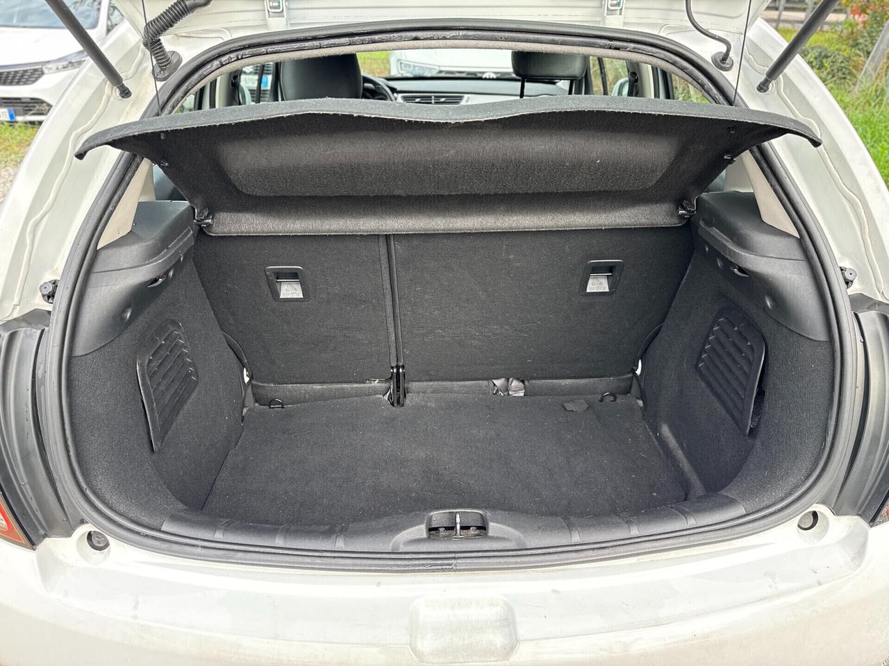 Citroen C3 PureTech 82 GPL Shine