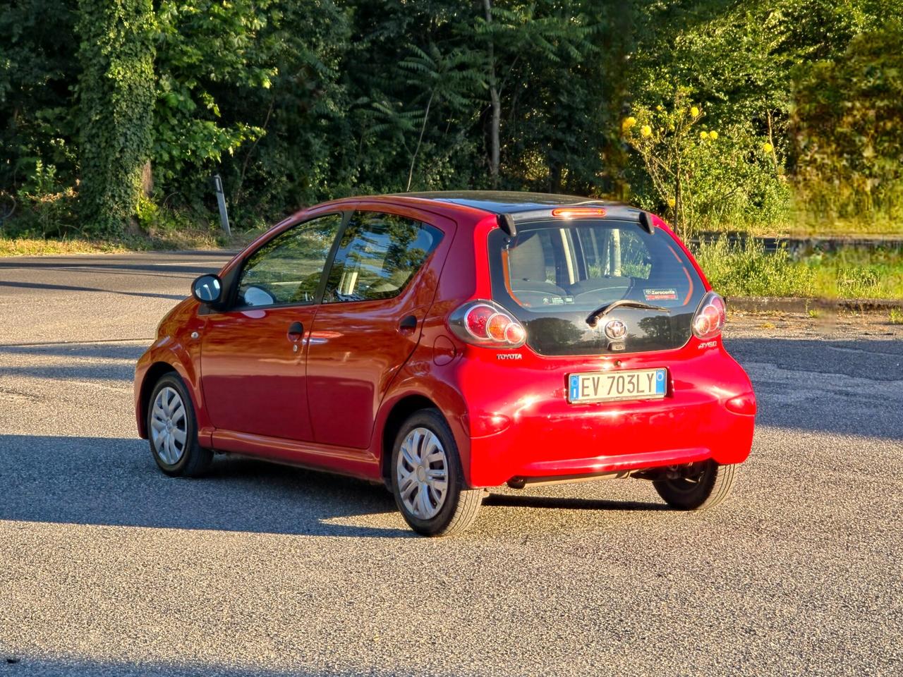 Toyota Aygo 1.0 12V VVT-i 5 porte Cool Soda Connect CV-68 E5B Manuale NEO 2014