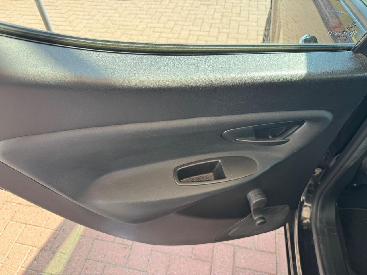 Lancia Ypsilon Gold 1.2 LPG #11723