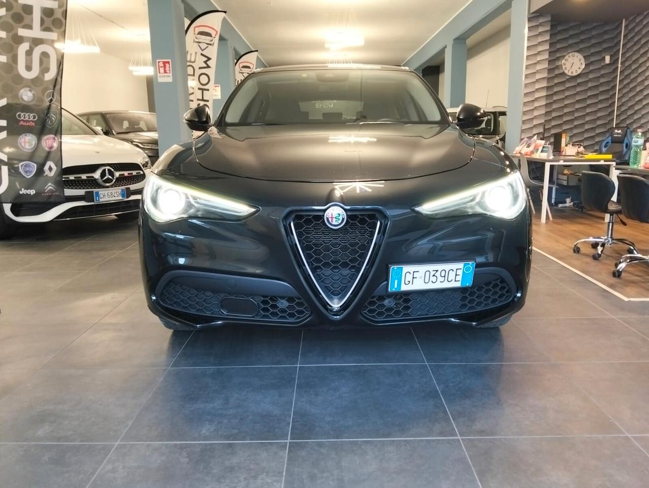 Alfa Romeo Stelvio 2.2 Turbodiesel 190 CV AT8 RWD Business
