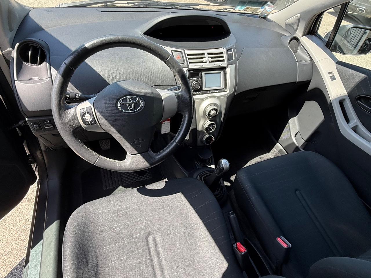 Toyota Yaris 5 Porte Yaris 5p 1.0 Navi