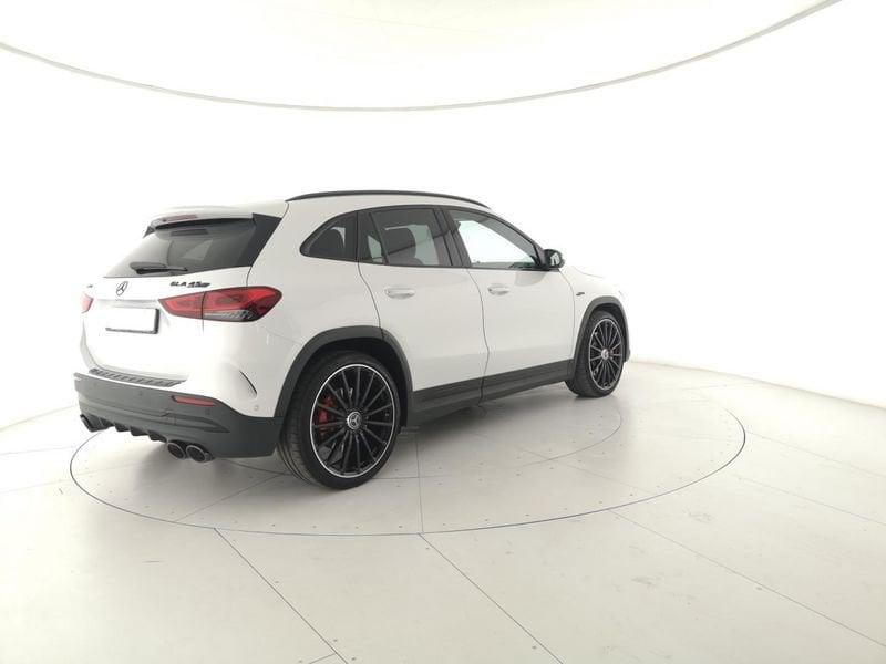 Mercedes-Benz GLA 45S 4Matic+ AMG Line Premium