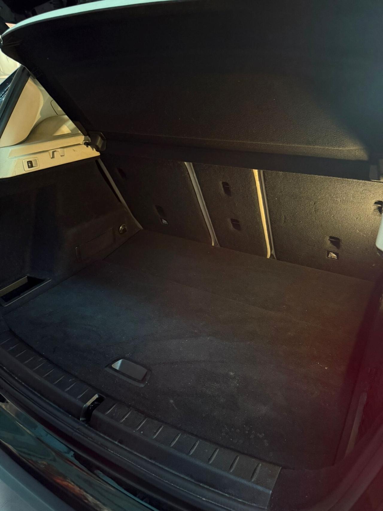 218 PELLE TOTALE ACTIVE TOURER 150CV