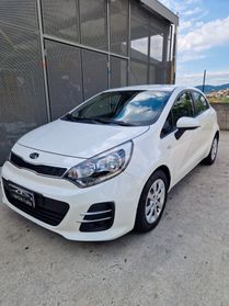 Kia Rio 1.2 benz 85cv - Garanzia 12 mesi
