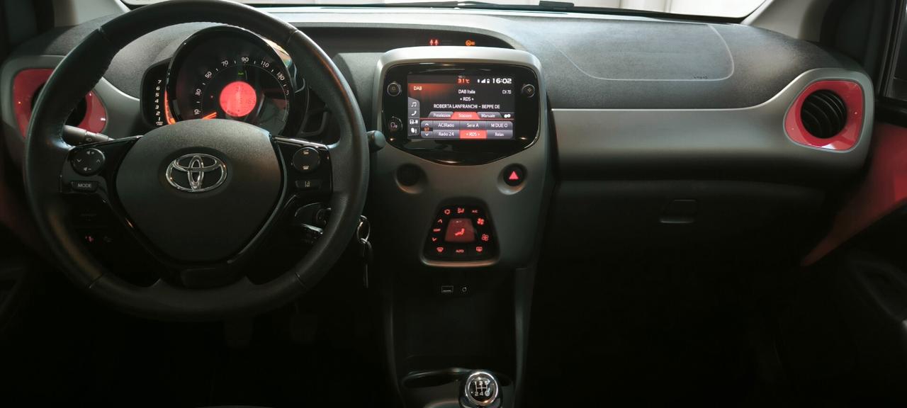 Toyota Aygo Connect 1.0 VVT-i 72 CV unipro ok neopatentati
