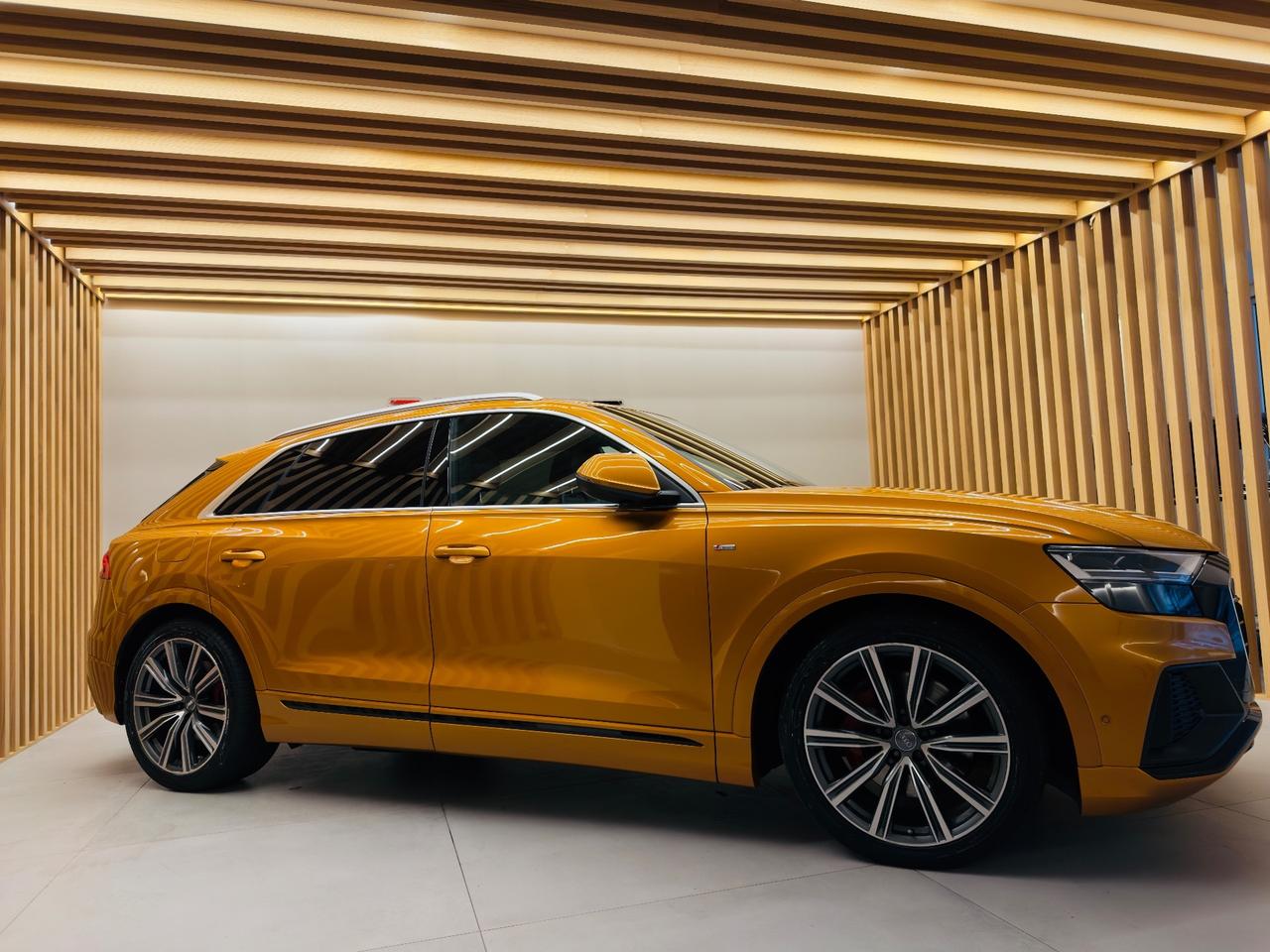 Audi Q8 50 TDI 286 CV quattro tiptronic S LINE EXCLUSIVE COLOR