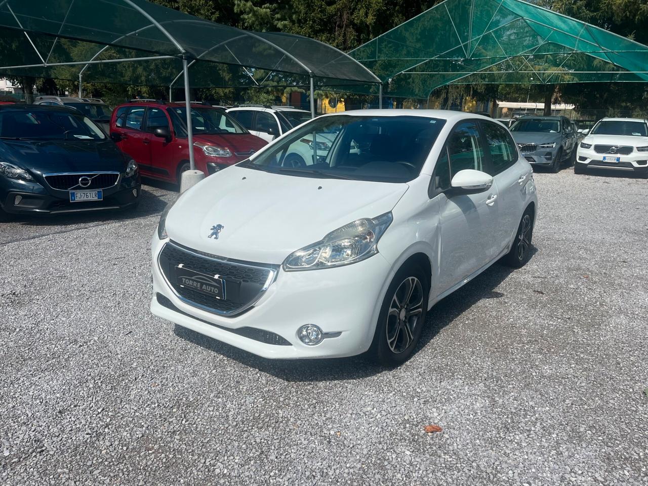 Peugeot 208 PureTech 82 5 porte Allure NEOPATENTATI