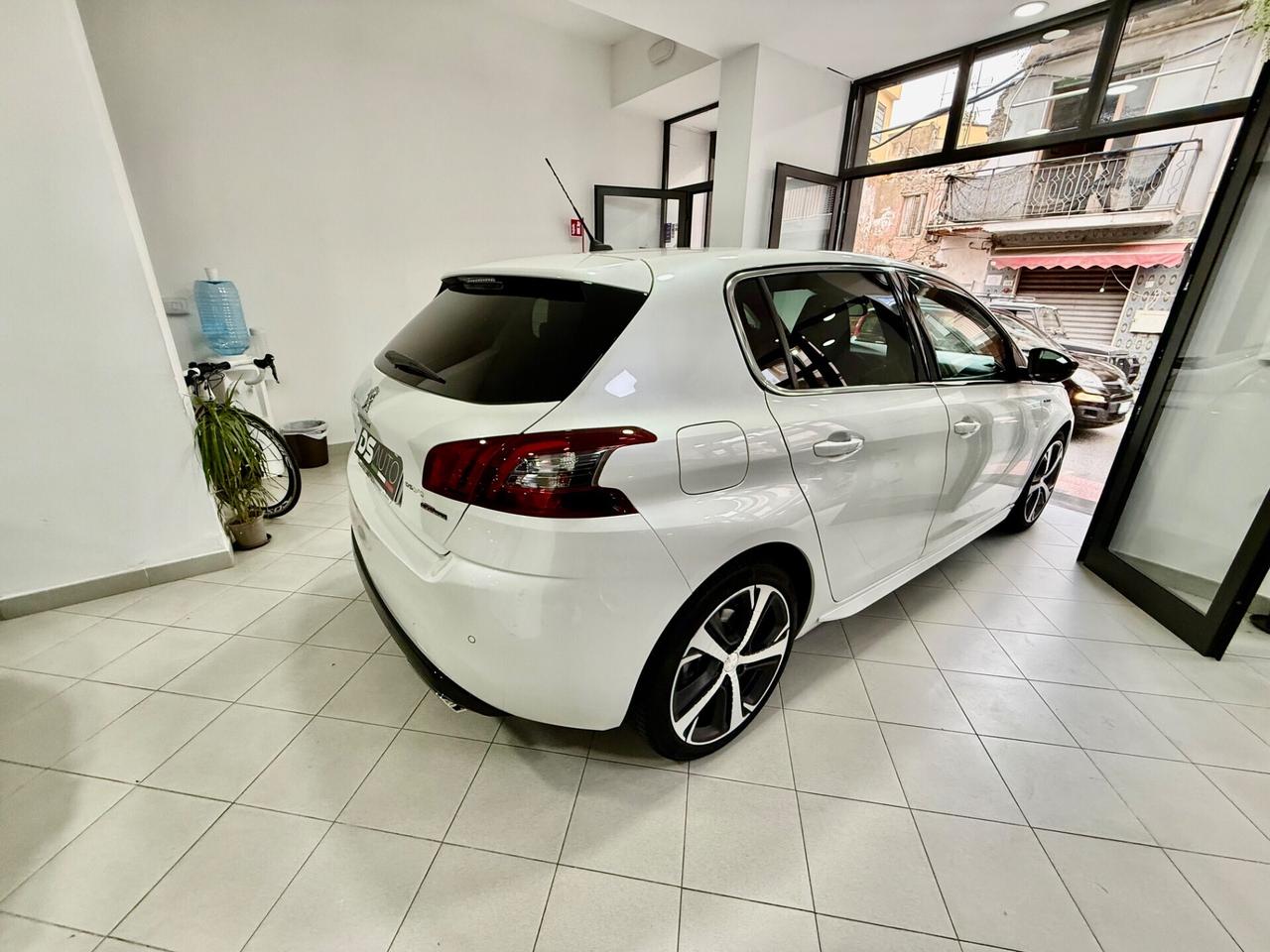 PEUGEOT 308 BlUE HDi 130 S&S GT LINE