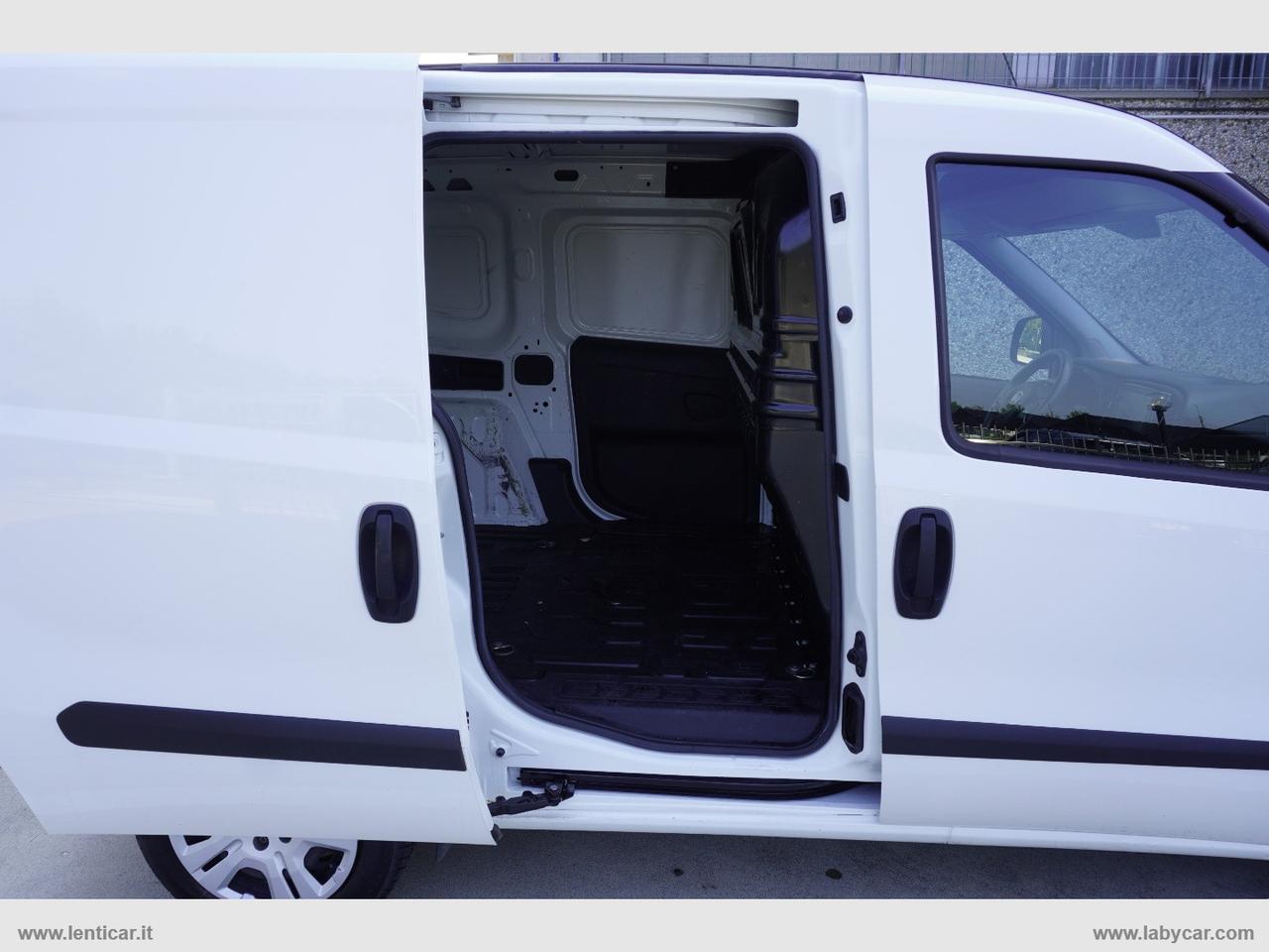 Doblò 1.6 MJT 105CV PC-TN Cargo Lounge
