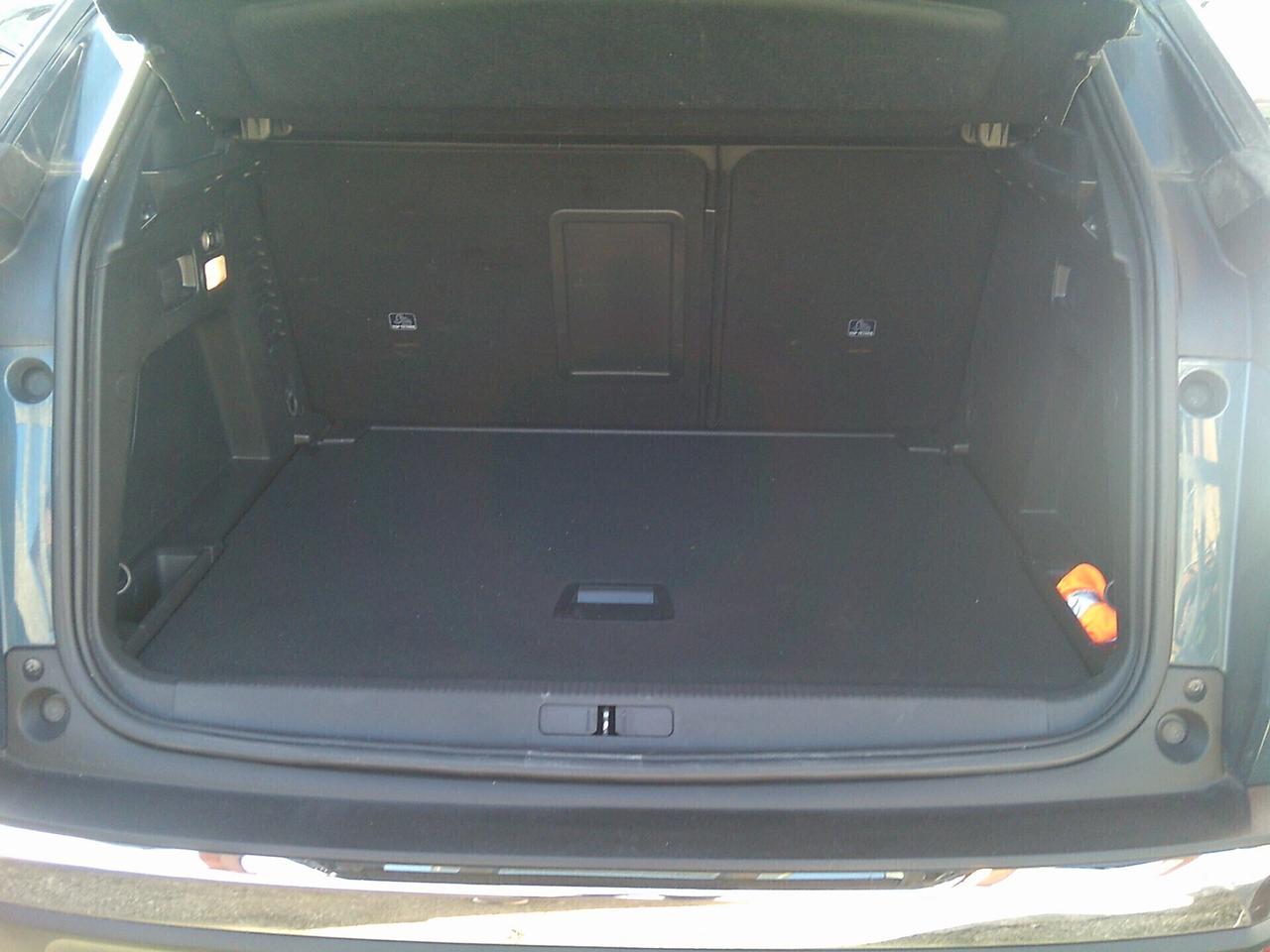 Peugeot 3008 BlueHDi 130 S&S EAT8 Allure Pack