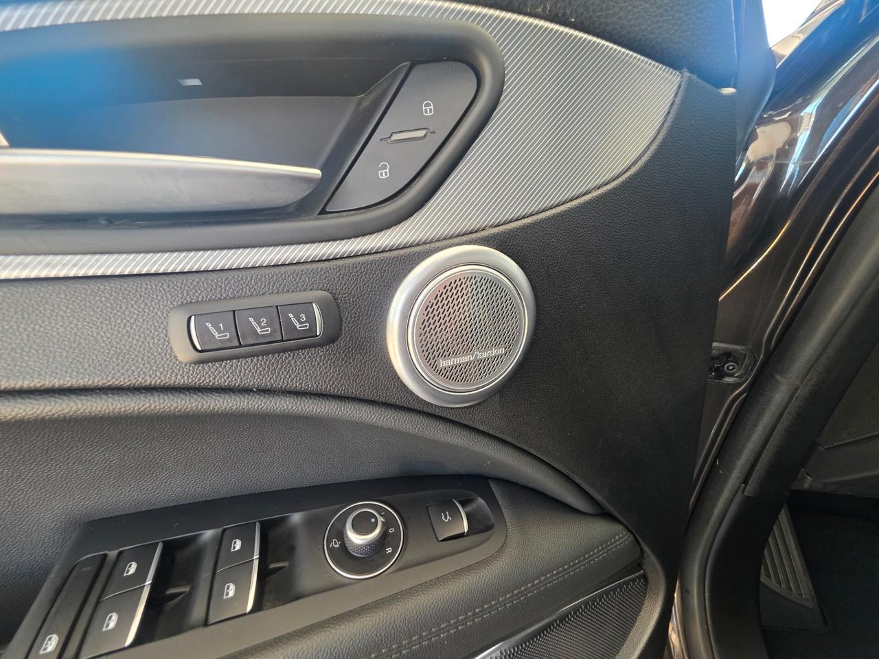 Alfa Romeo Stelvio 2.2 Turbodiesel 150 CV AT8 RWD Super