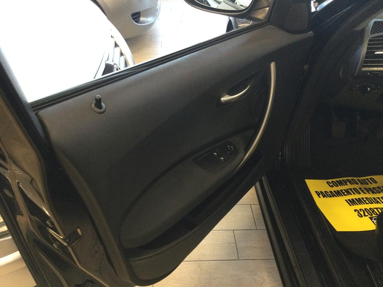 Bmw 116i cat 5 porte Shadow Line