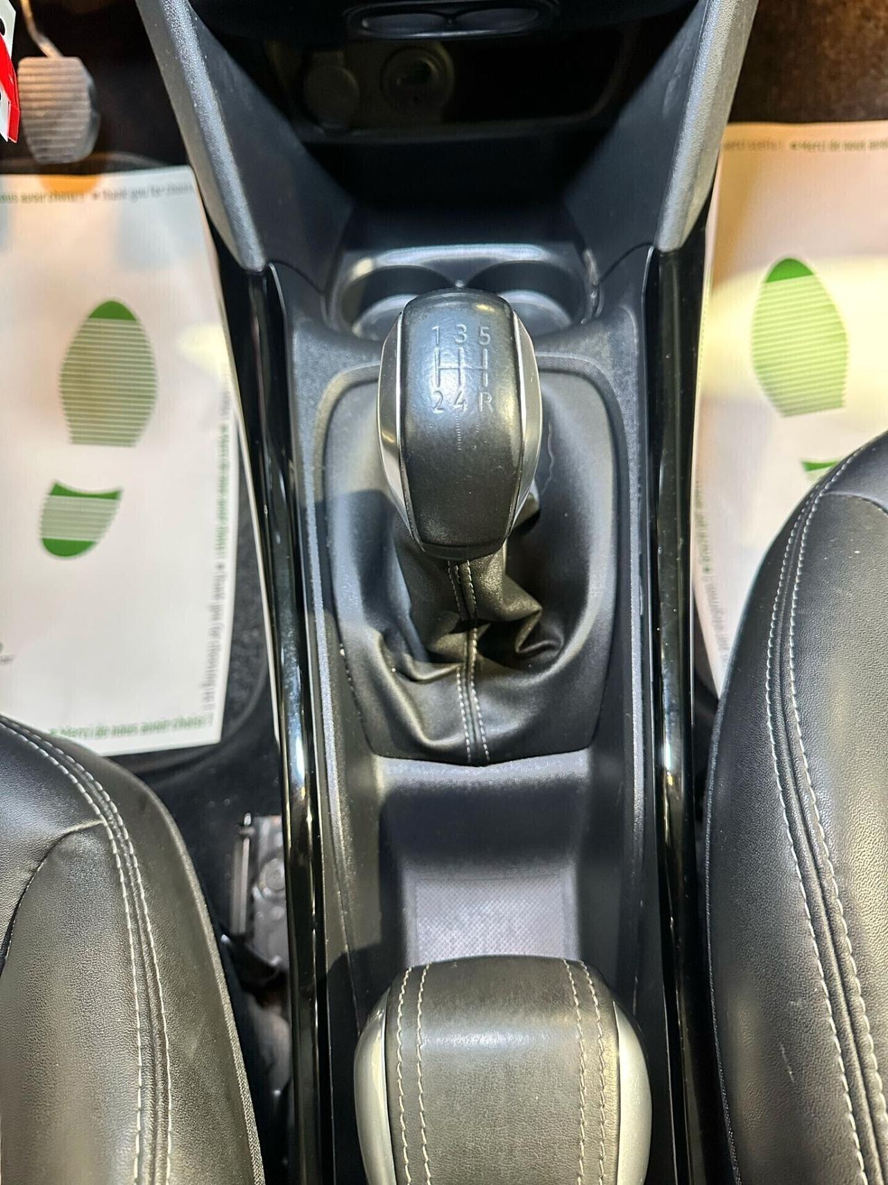 Peugeot 2008 PureTech 1.2 82 Allure 12V(PER NEOPATENTATI)