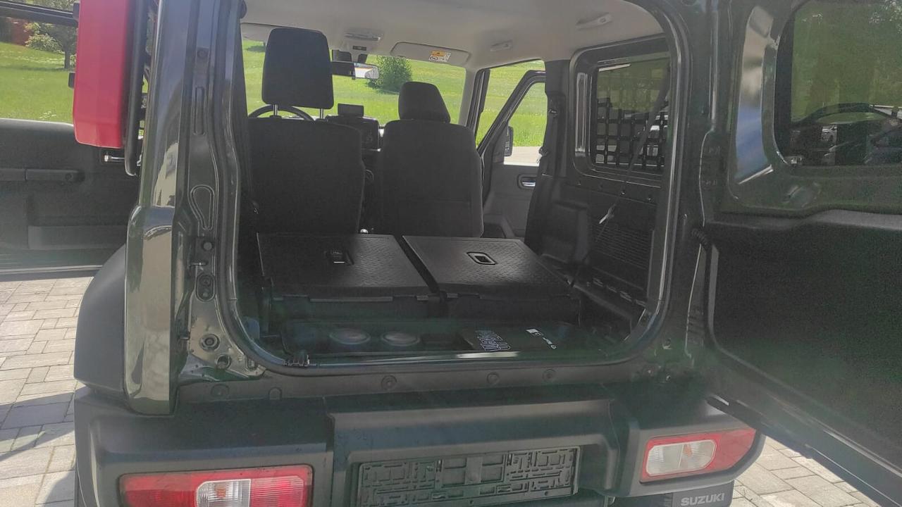 SUZUKI JIMNY 4X4 RIDOTTE 4 POSTI AUTOVETTURA GANCIO