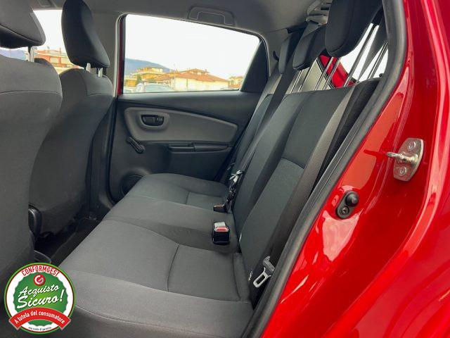 TOYOTA Yaris 1.0 72 CV 5 porte Lounge