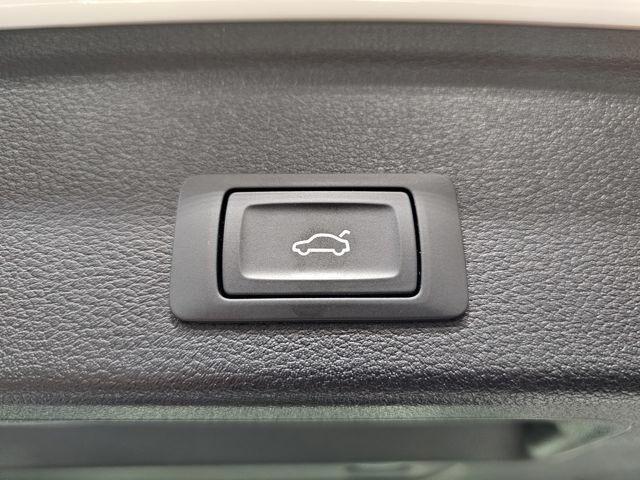 Audi A4 Avant 40 TDI S tronic line edition