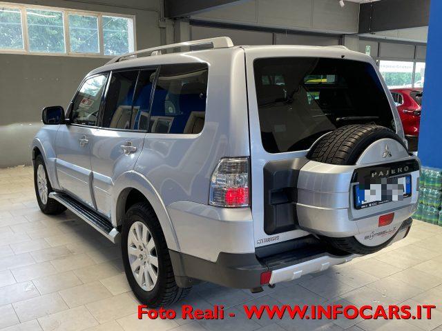 MITSUBISHI Pajero 3.2 DI-D 16V aut. 7p. Instyle DPF