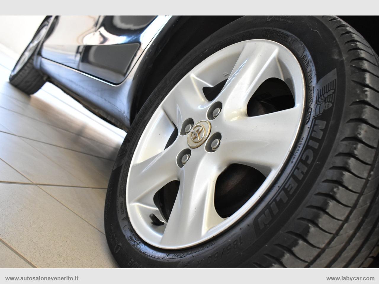 TOYOTA Yaris 1.4 D-4D 5p. Sol