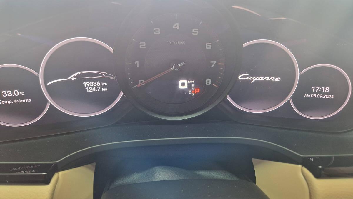 Porsche Cayenne 3.0 tiptronic