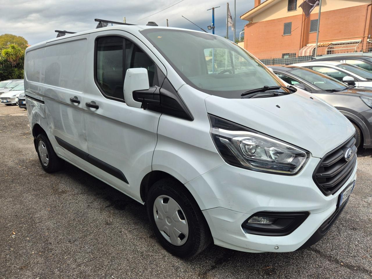 Ford TRANSIT CUSTOM DIESEL HYBRID