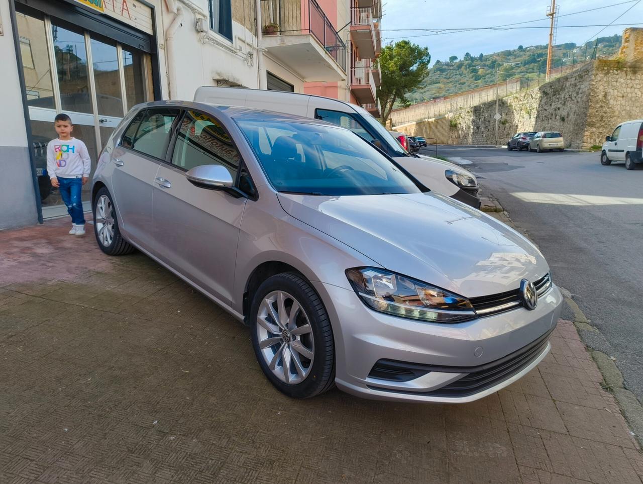 Volkswagen Golf 1.6 TDI 115 CV 5p. Business BlueMotion Technology