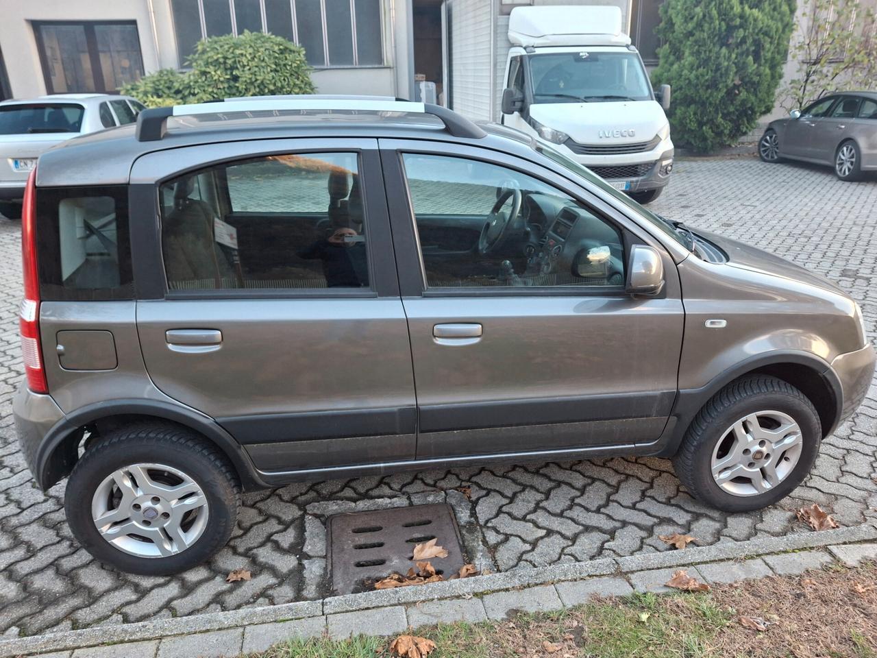 Fiat Panda 1.3 MJT 16V DPF 4x4 Climbing