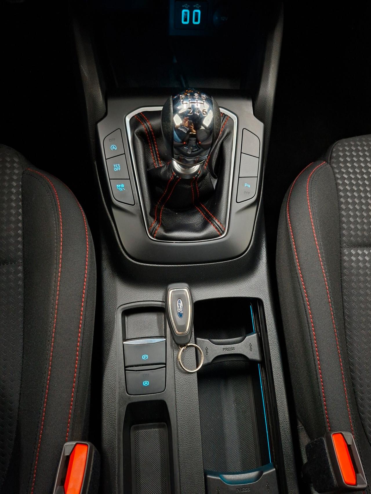 Ford Focus 1.5 EcoBlue 120cv ST-Line