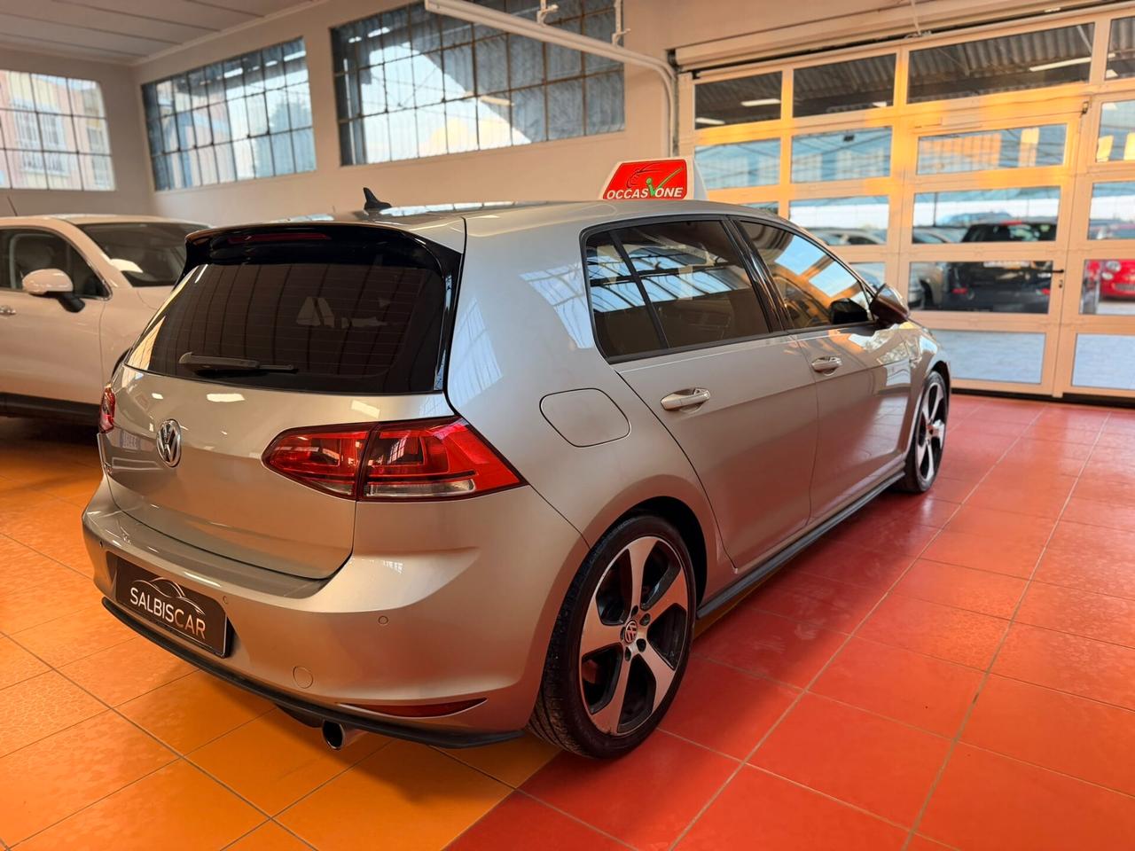 Volkswagen Golf GTI