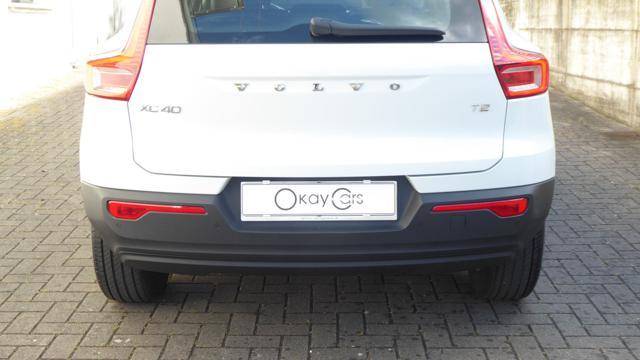 VOLVO XC40 T2 Geartronic Momentum N1 Autocarro