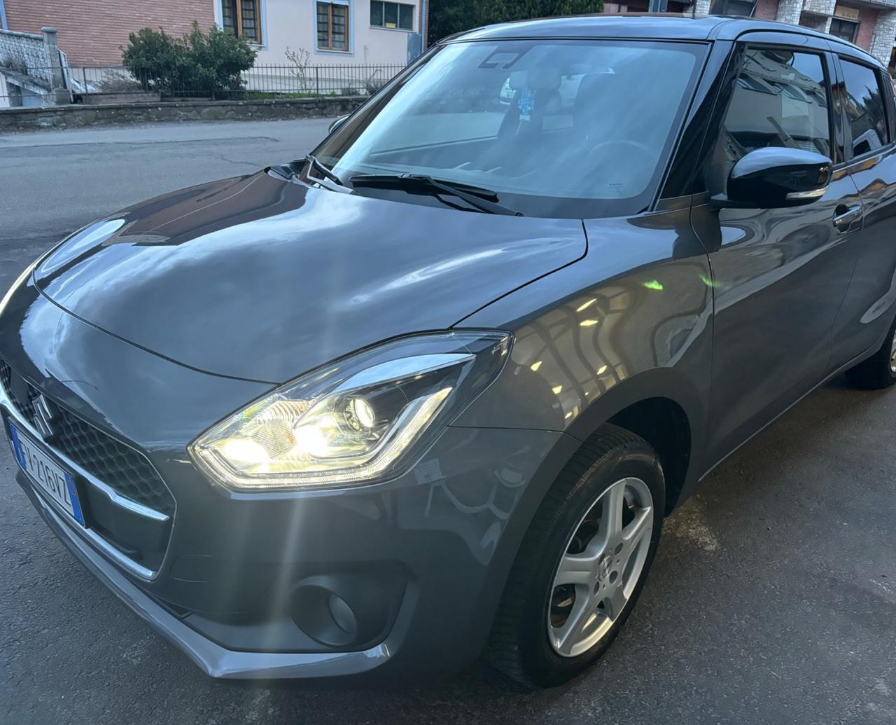 Suzuki Swift 1.2 Hybrid 4WD AllGrip Top