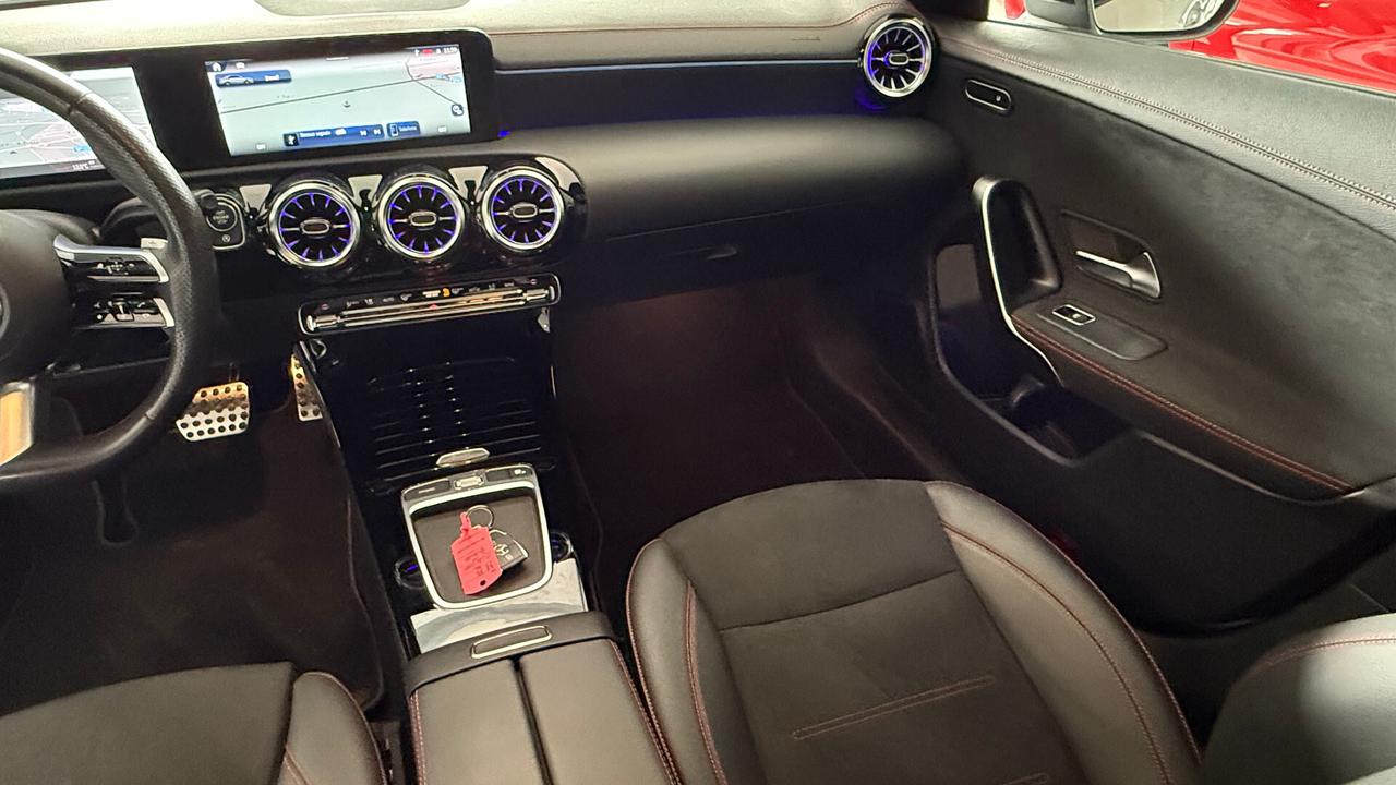 MERCEDES CLA 200 D PREMIUM AMG TETTO