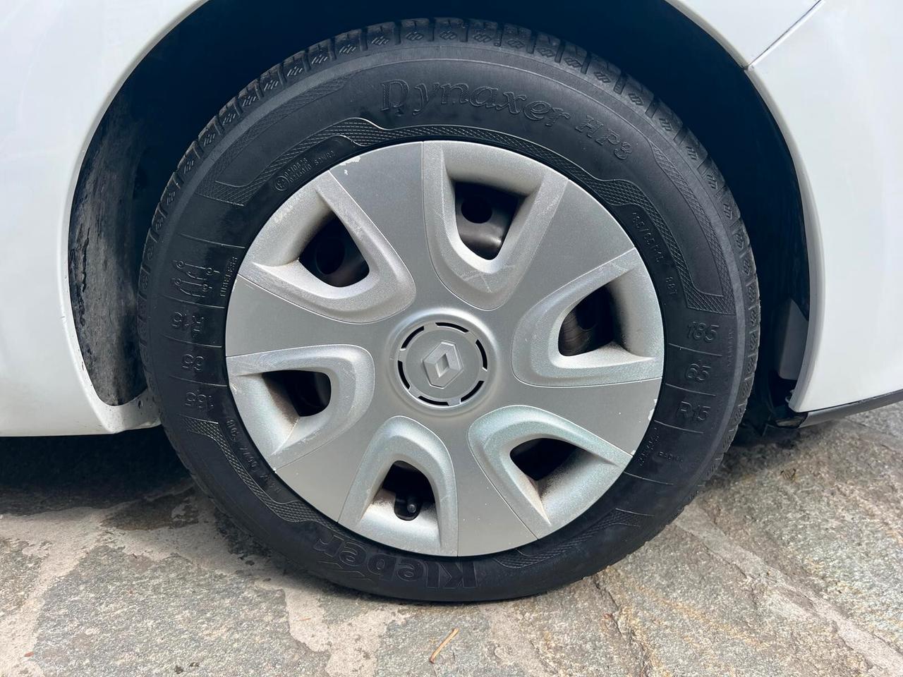 RENAULT CLIO 1.2 5P 73CV LIVE NEOPATENTATI