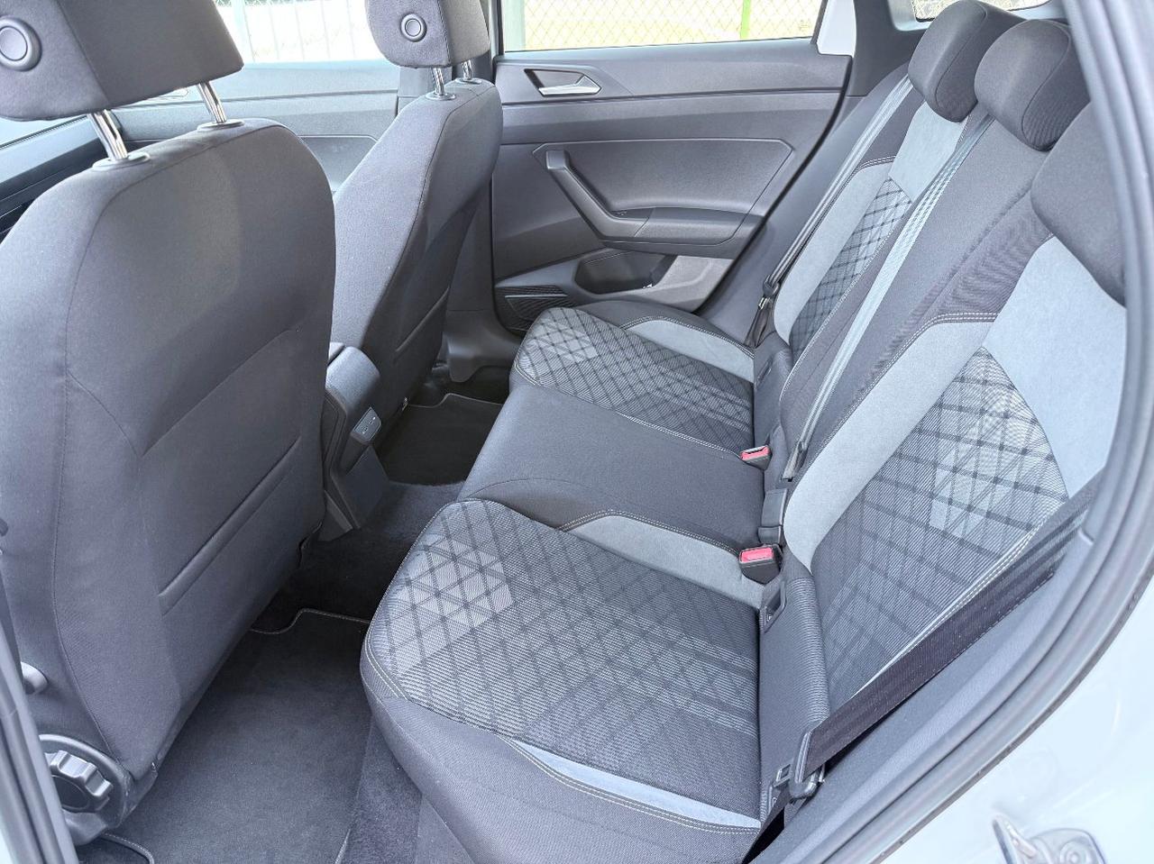 Volkswagen Taigo 1.5 tsi R-Line 150cv dsg