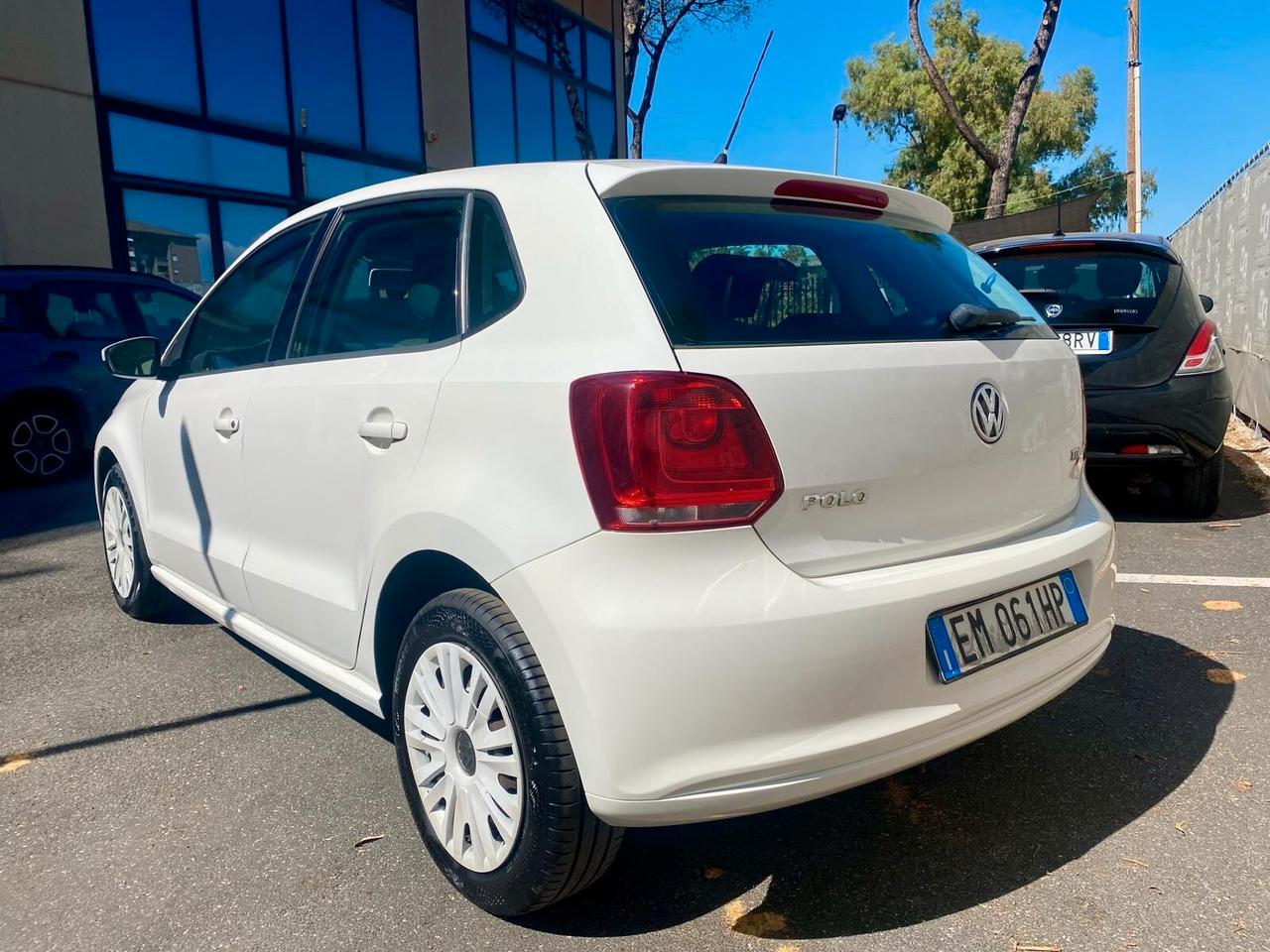 Volkswagen Polo 5p 1.2 tdi COMPLETAMENTE TAGLIANDATA -GARANZIA -NEO PATENTATI