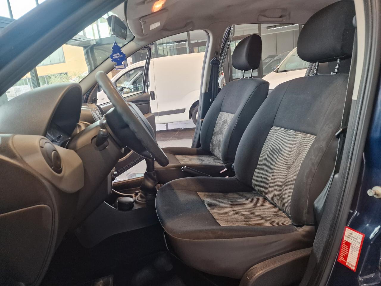 Dacia Sandero 1.2 16V Lauréate, 120 mila chilometri
