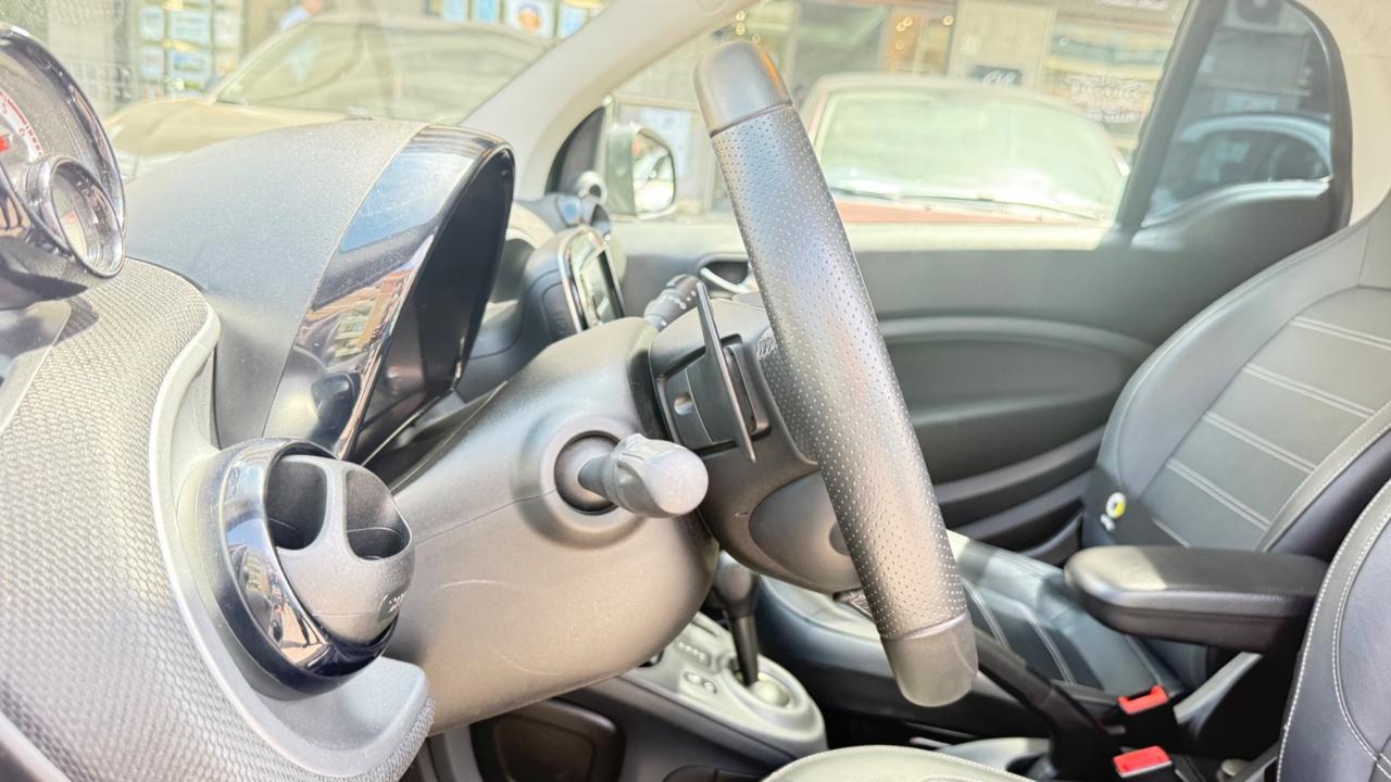 Smart ForTwo 90 0.9 Turbo twinamic Prime PACK BRABUS LED NAVI KAMERA PELLE PANORAMA SPORT PDC IMPIANT