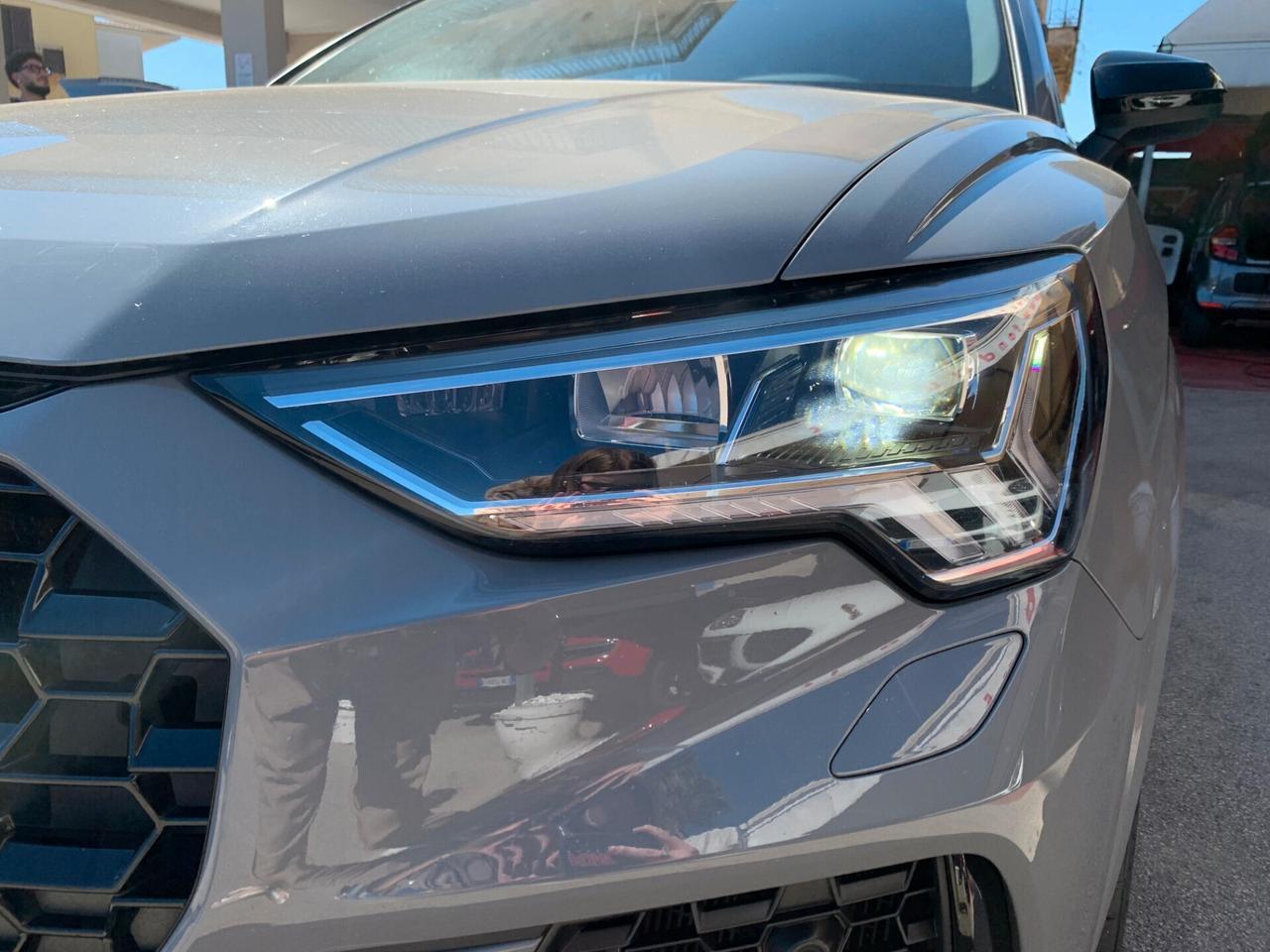 Audi RSQ3 quattro S tronic
