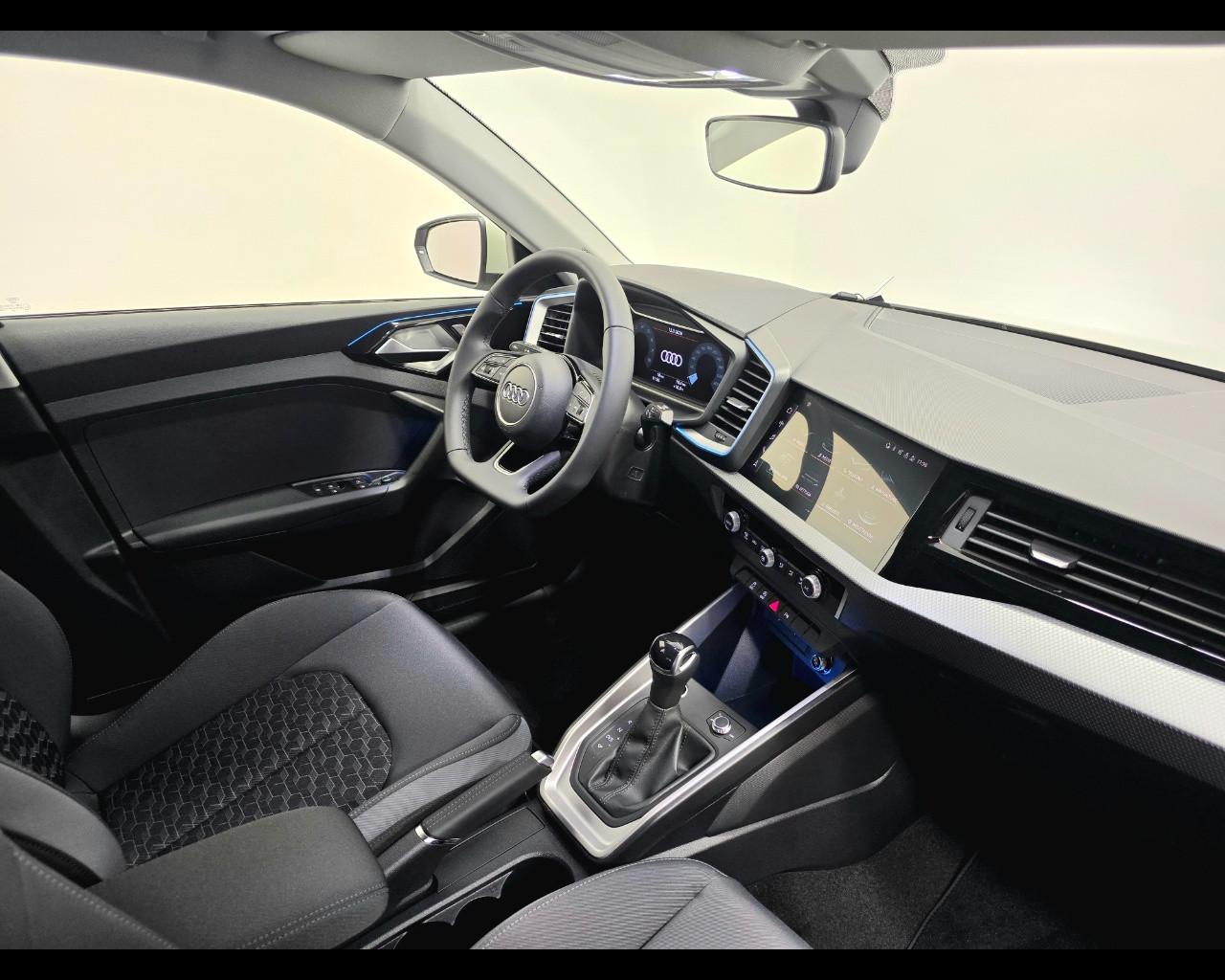 AUDI A1 SPORTBACK 30 TFSI S-TRONIC S-LINE EDITION