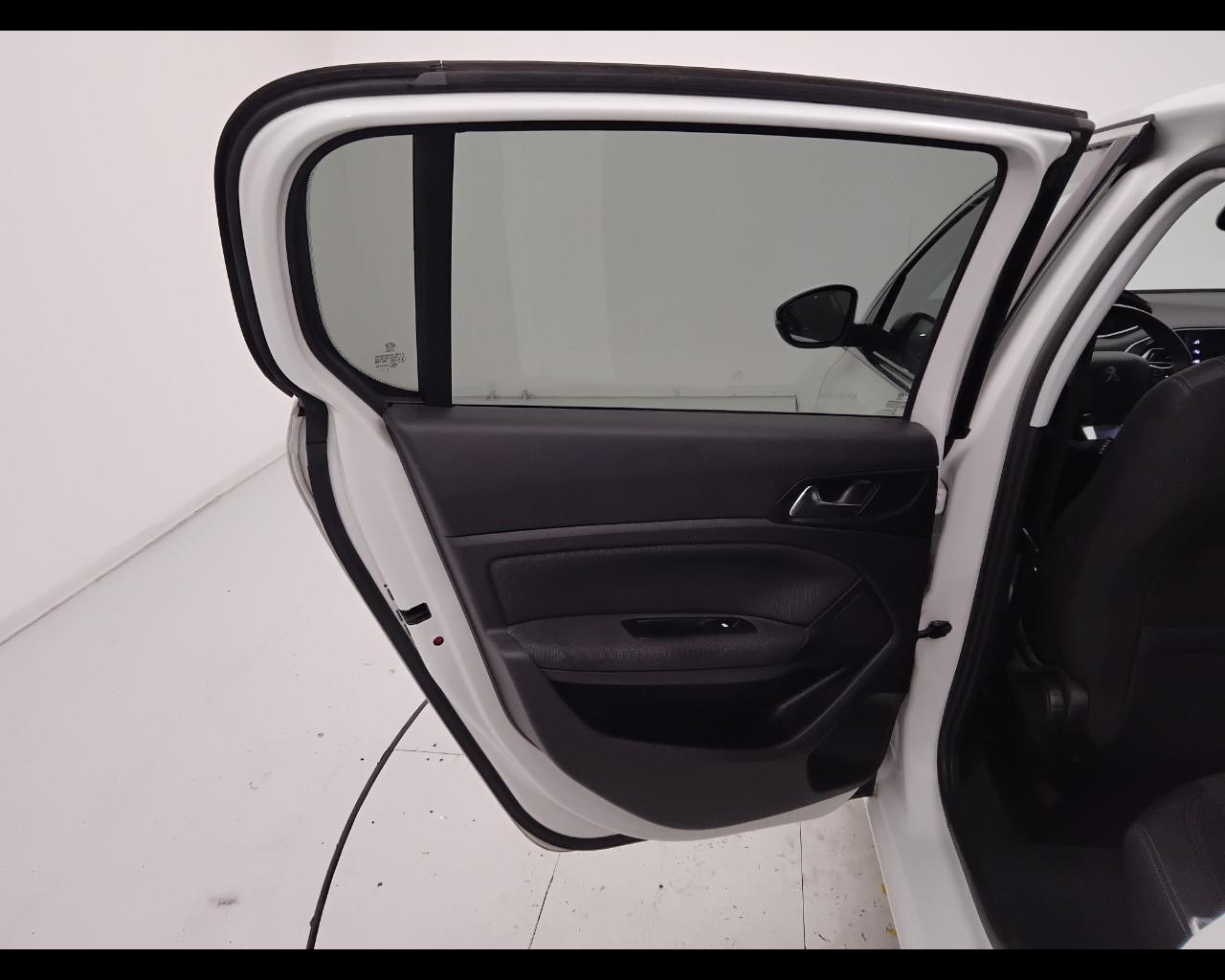 PEUGEOT 308 II 2018 - 308 5p 1.5 bluehdi Allure s&s 130cv