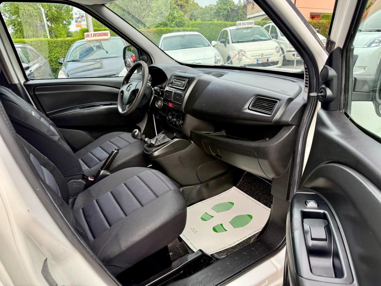 Opel Combo 1.4 Turbo EcoM Ok NEOPATENTATI