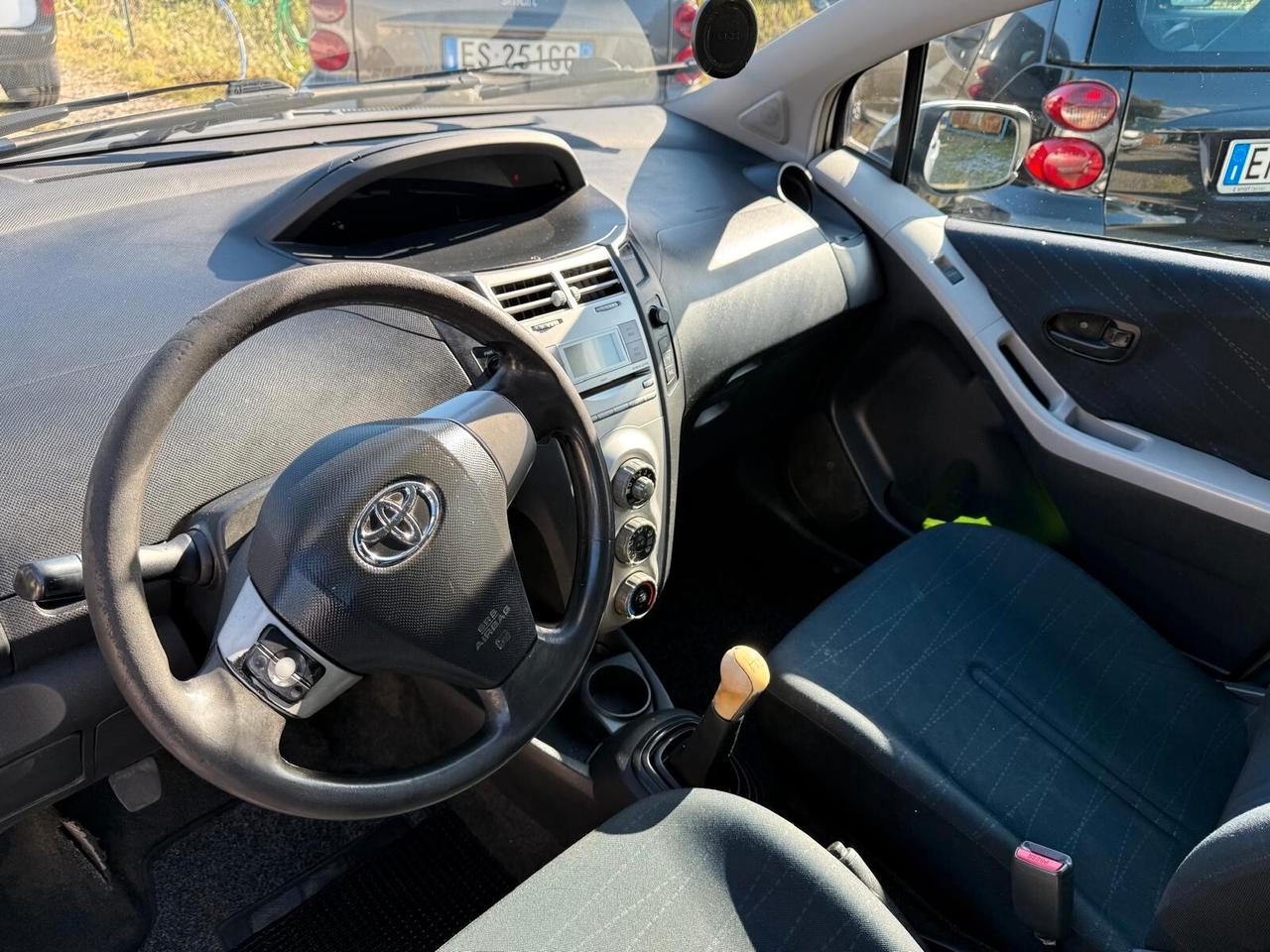 Toyota Yaris 1.4 D-4D 5 porte Sol