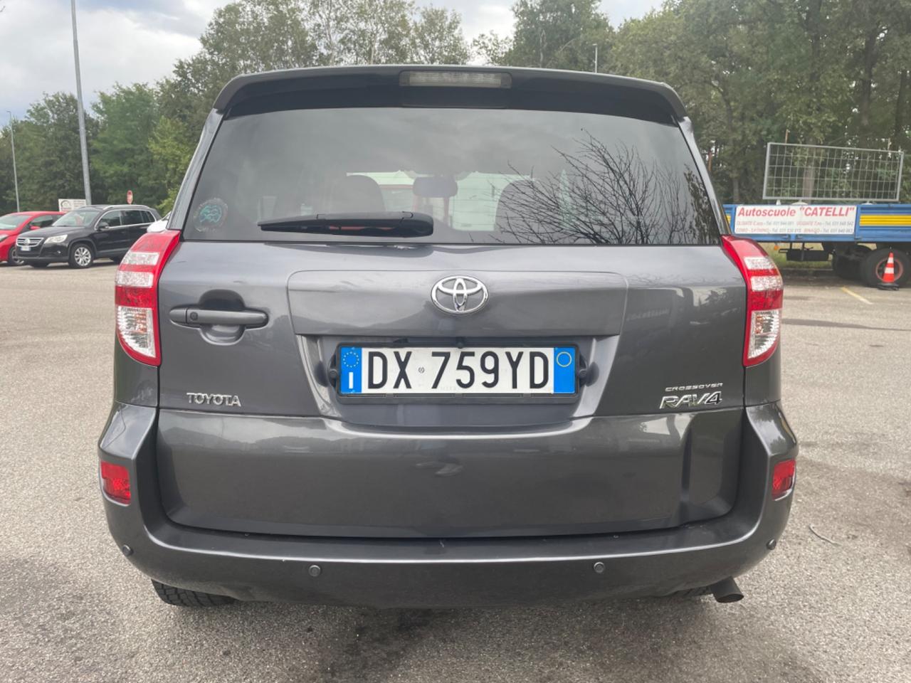 Toyota RAV 4 RAV4 Crossover 2.0*4x4*Automatik*Solo 1240000km*