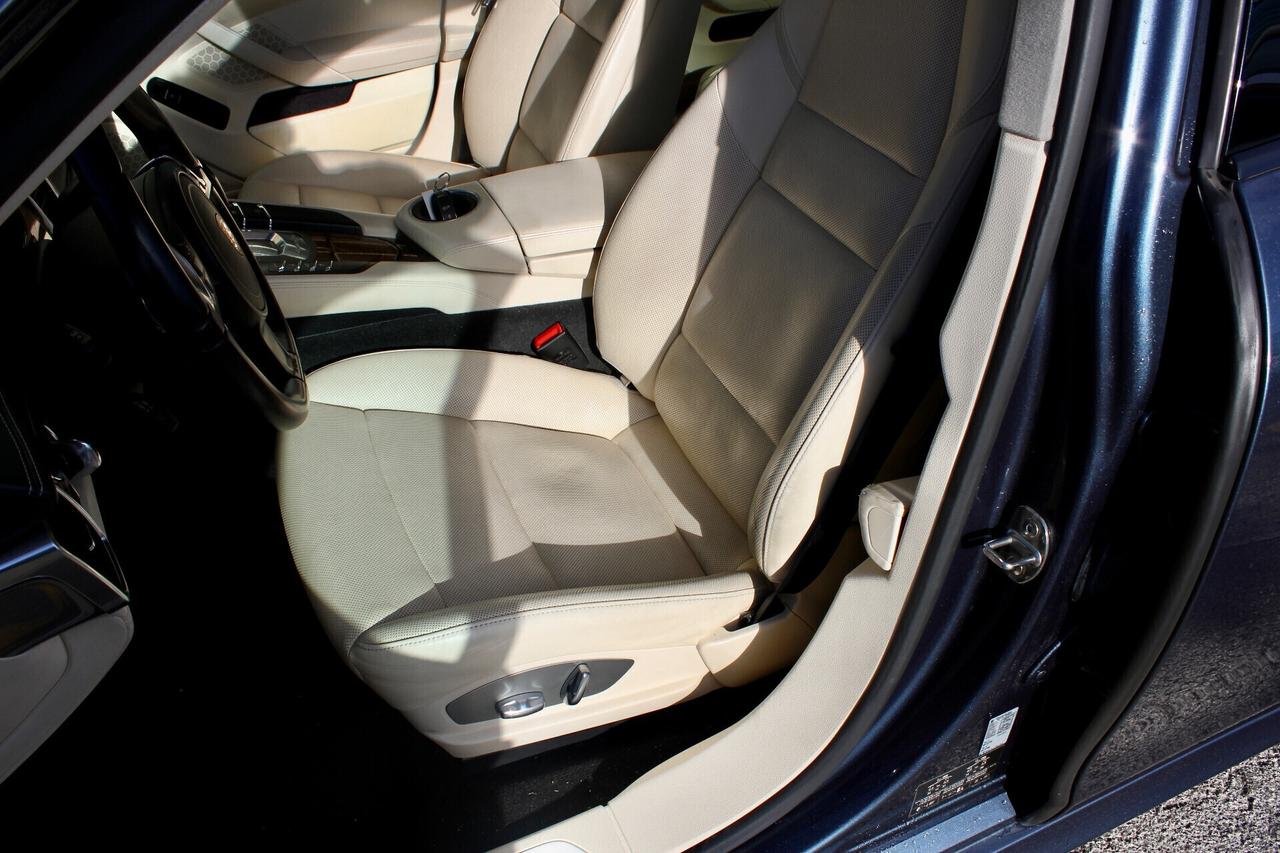 Porsche Panamera 3.0 Diesel 250CV INTERNI PELLE BIANCO