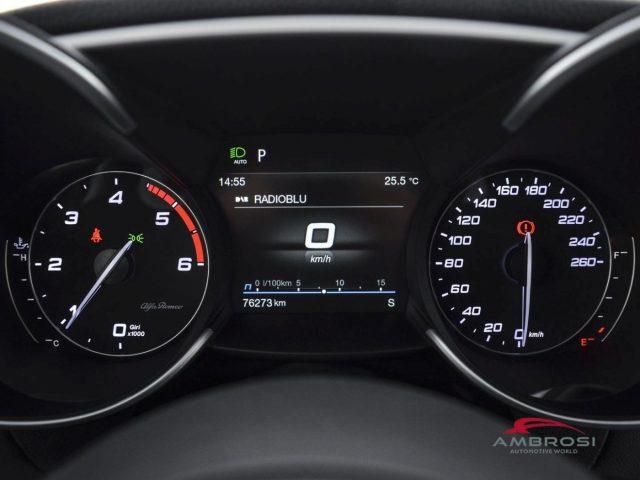 ALFA ROMEO Giulia 2.2 Turbodiesel 210 CV AT8 AWD Q4 Veloce
