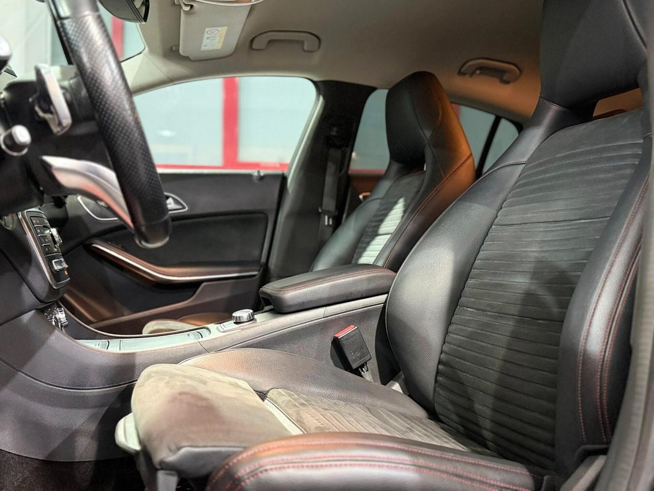 Mercedes-Benz CLA Shooting Brake 200d 4Matic Autom 2018 cdi 136cv