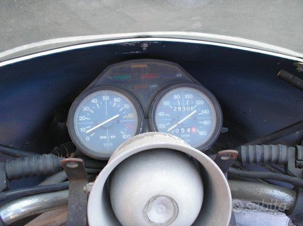 Moto Guzzi - V50