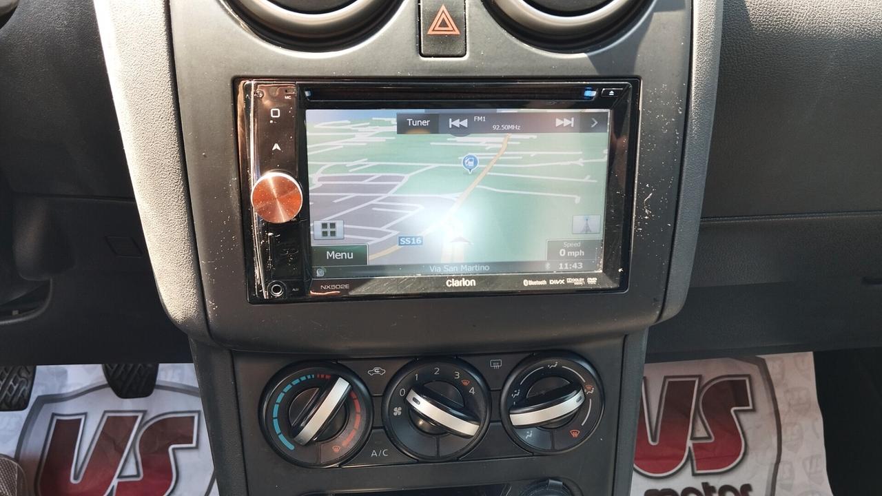 NISSAN QASHQAI 1.6 BENZ-2014