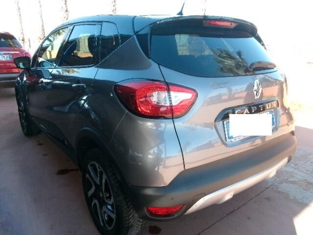 Renault Captur TCe 120 CV EDC Start&Stop Energy Initiale Paris